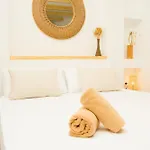 El Charco Lofts - By Az