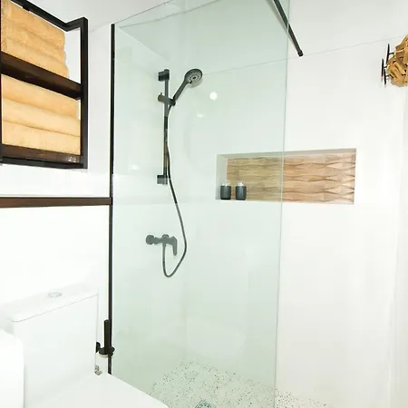 アパート El Charco Lofts - By Az